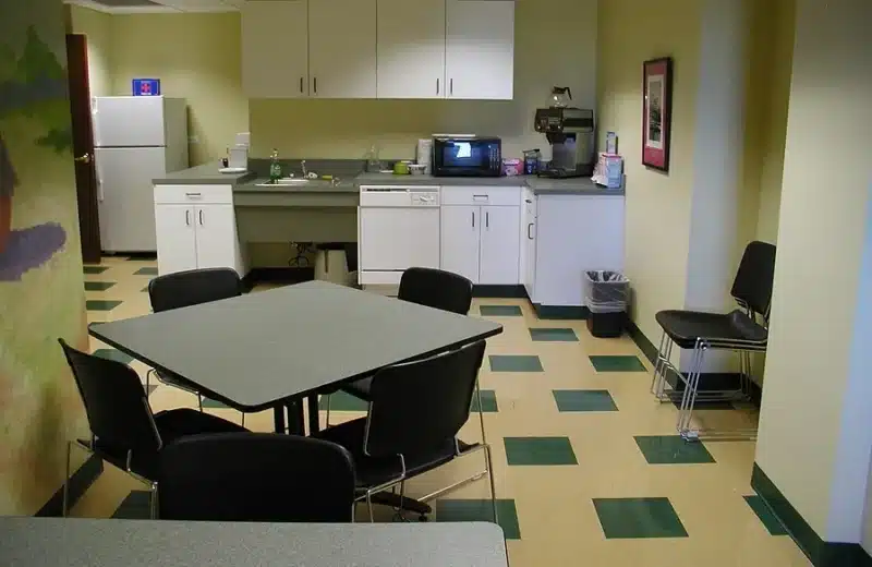 Educate Your Employees to Avoid Plumbing Problems