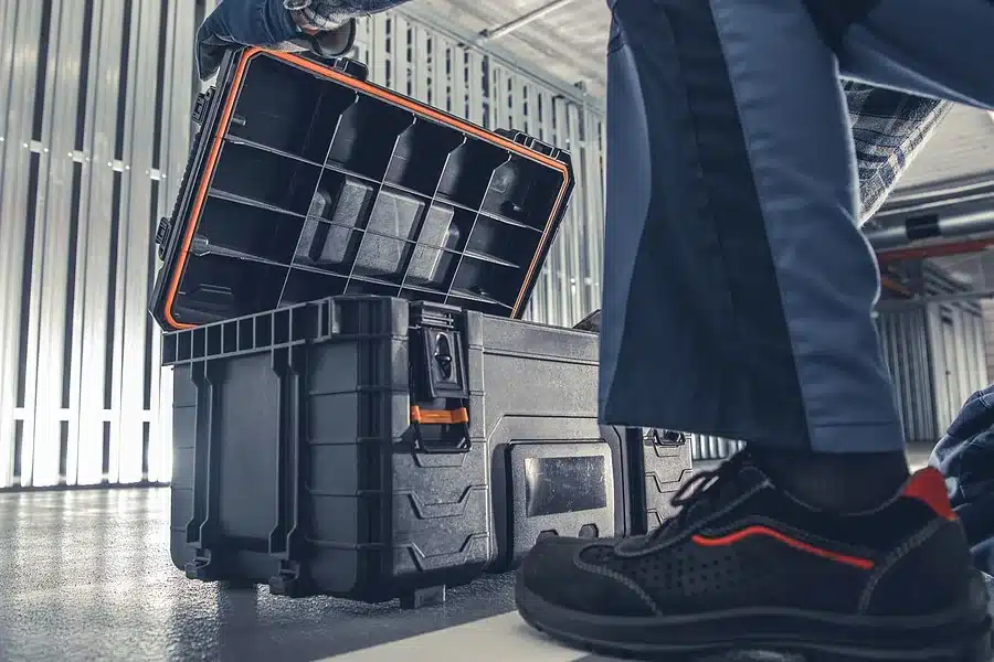 4 Tips for Choosing a Commercial Emergency HVAC Contractor